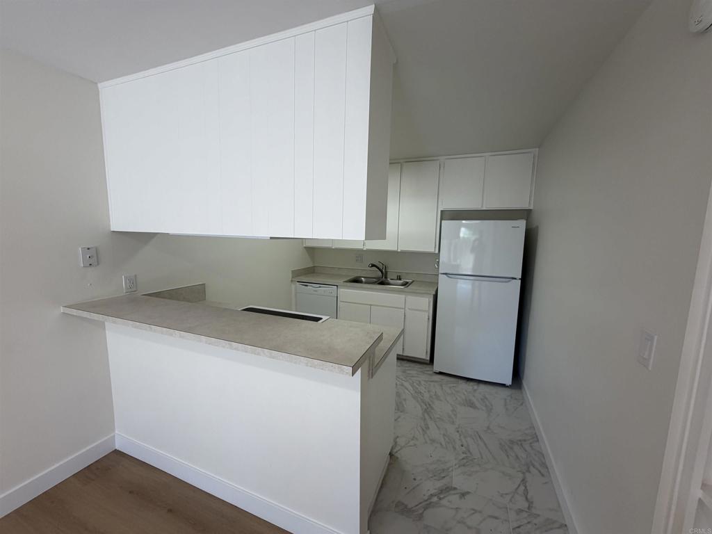 403 Requeza Street, Unit G10 Encinitas, CA 92024 - Photo 4 of 19