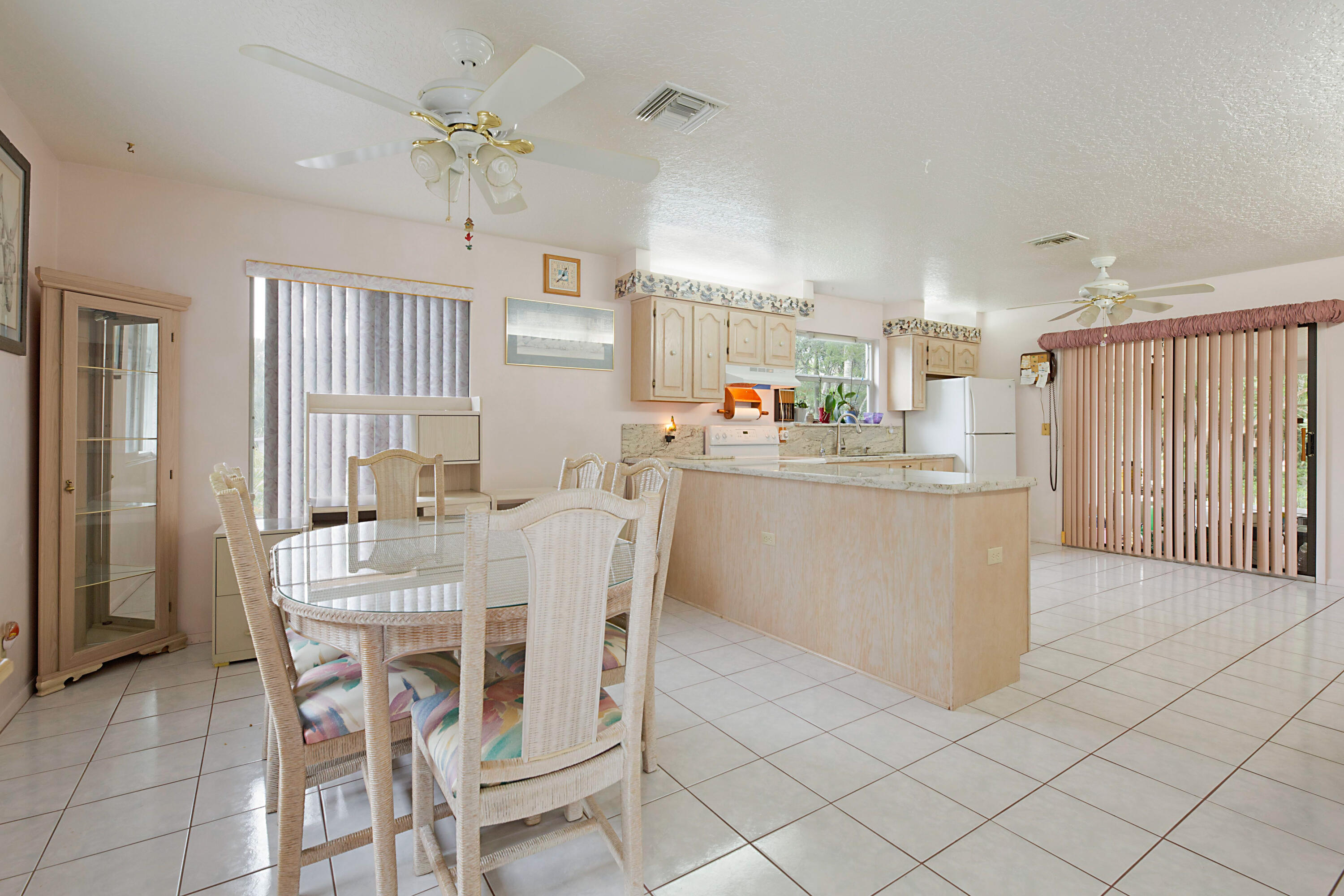 4852 Windmill Road Loxahatchee, FL 33470 - Photo 6 of 36 Eat In Kitchen