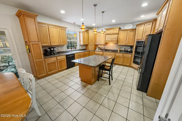 $775,000 | 906 Broomfield Trail, Elizabeth City, NC 27909