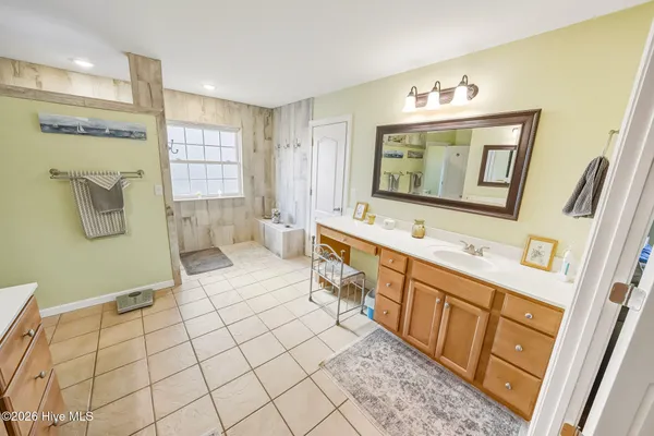 $775,000 | 906 Broomfield Trail, Elizabeth City, NC 27909