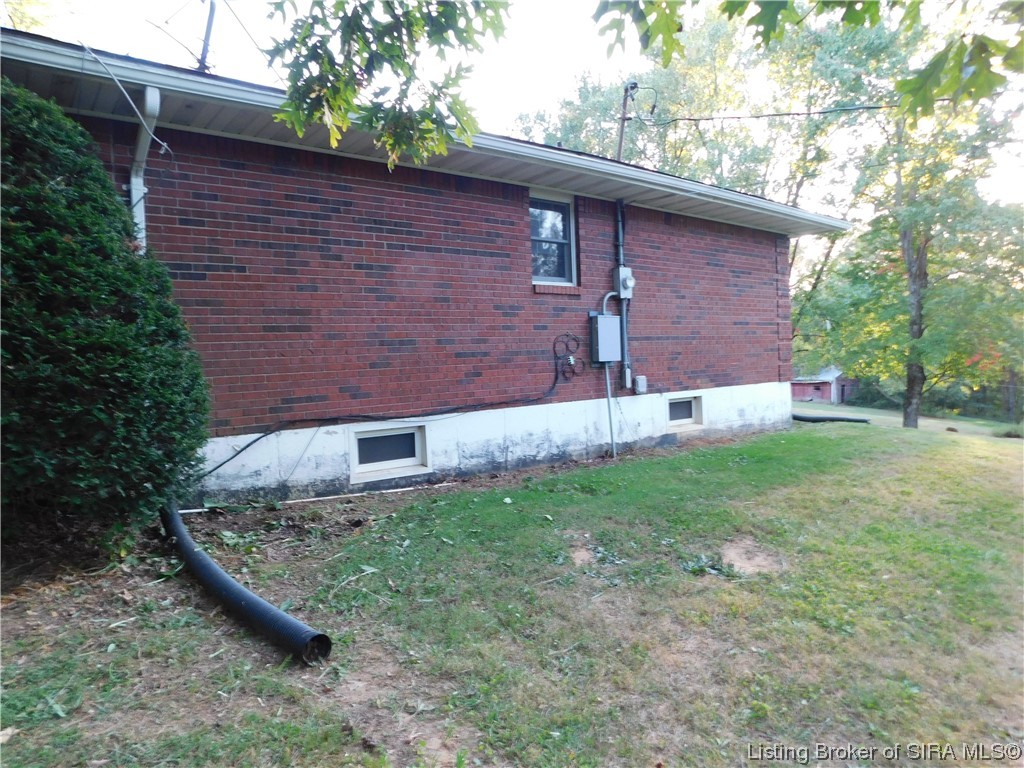 11055 Coen Road Greenville, IN 47124 - Photo 4 of 23 Gallery Image 4