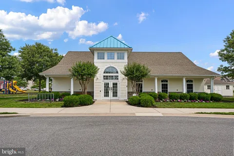 $625,000 | 50 Fairway Drive, Ocean View, DE 19970