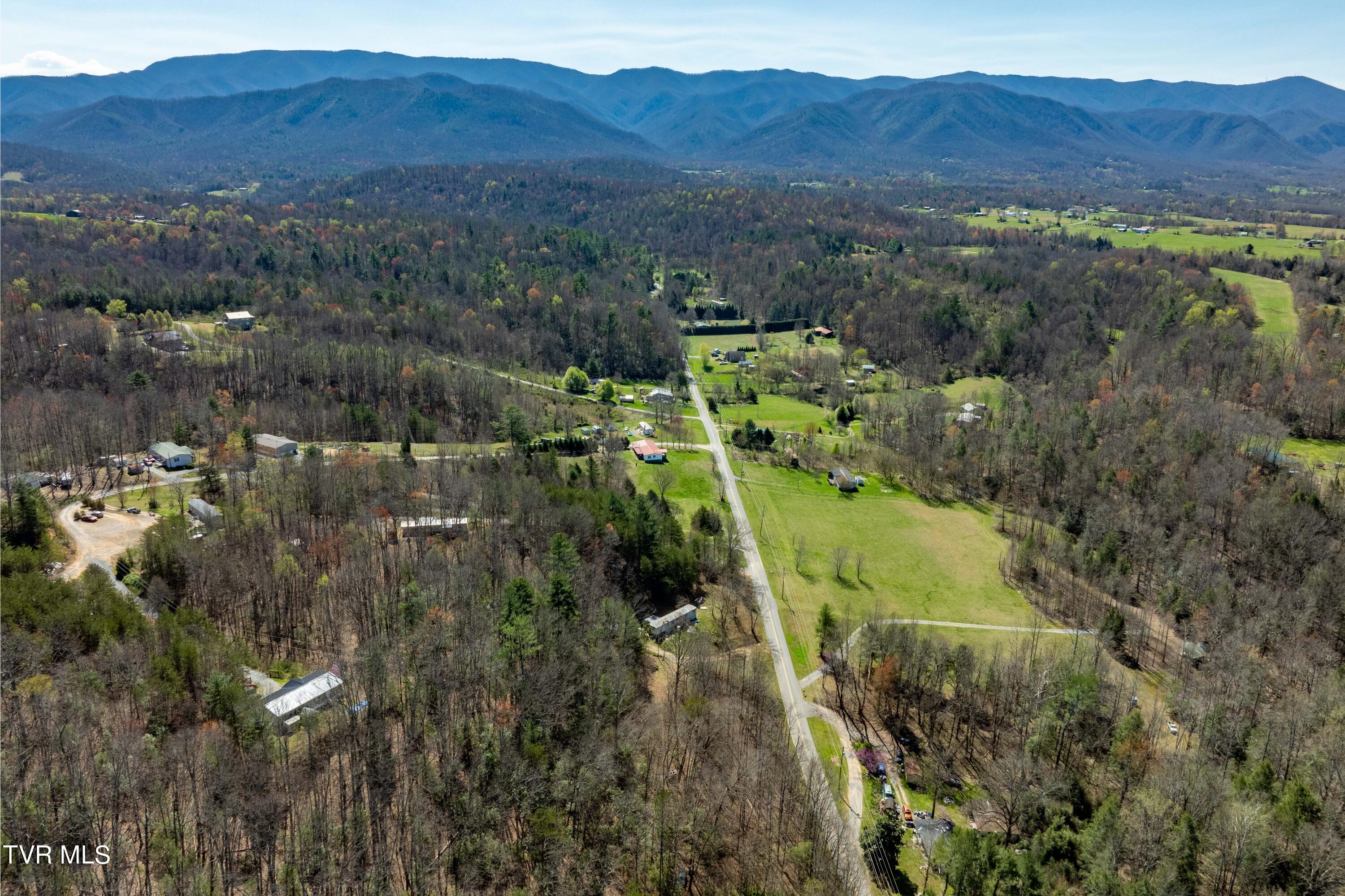 Tbd Middle Creek Road, Unit 18 Afton, TN 37616 - Photo 11 of 18 Middle Creek