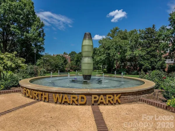 $2,150 | 224 North Poplar Street, Unit 13, Charlotte, NC 28202