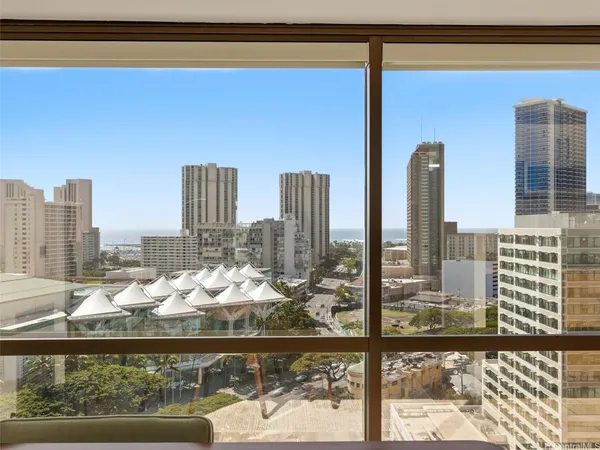 $2,100 | 1750 Kalakaua Avenue, Unit 1903, Honolulu, HI 96826