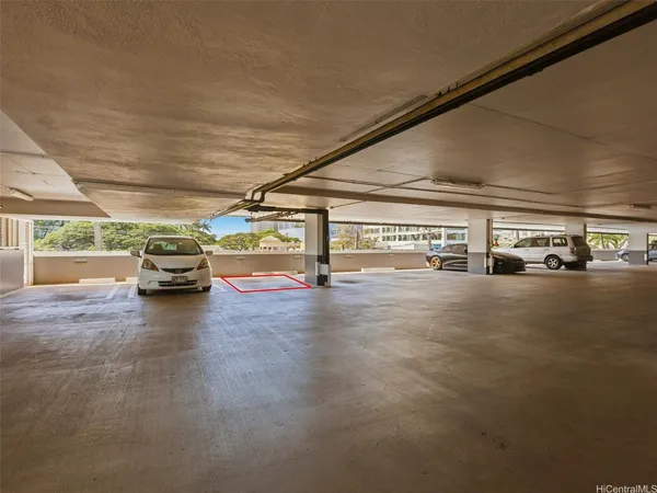 $2,100 | 1750 Kalakaua Avenue, Unit 1903, Honolulu, HI 96826