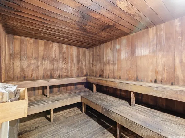 $2,100 | 1750 Kalakaua Avenue, Unit 1903, Honolulu, HI 96826