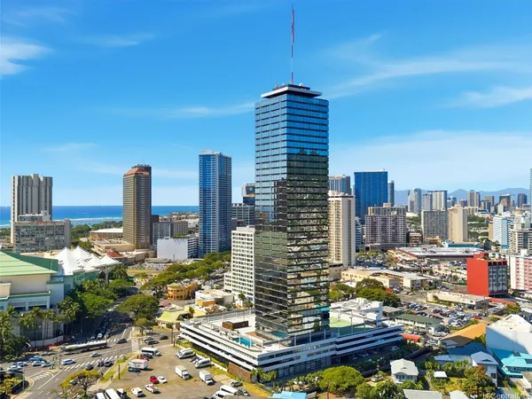 $2,100 | 1750 Kalakaua Avenue, Unit 1903, Honolulu, HI 96826