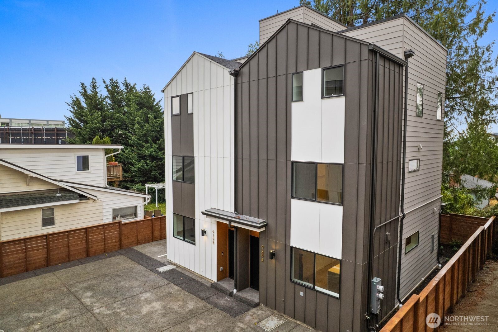 939 North 87th Street, Unit A Seattle, WA 98103 - Photo 30 of 35 Gallery Image 30
