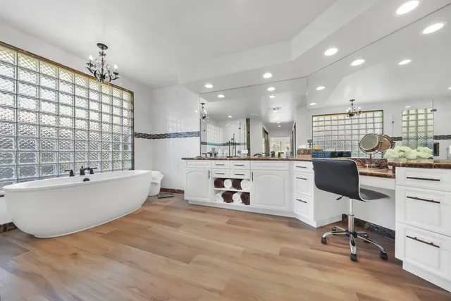 $1,950,000 | 54190 Riviera, La Quinta, CA 92253