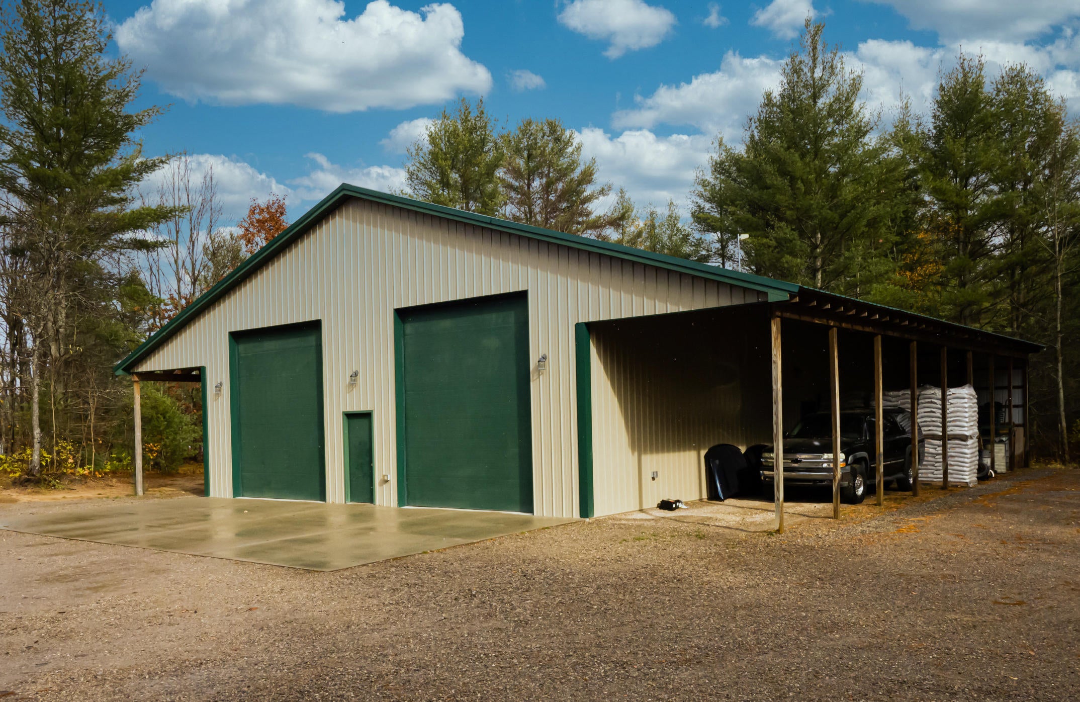 2100 Fischer Road Gaylord, MI 49735 - Photo 4 of 60 Gallery Image 4
