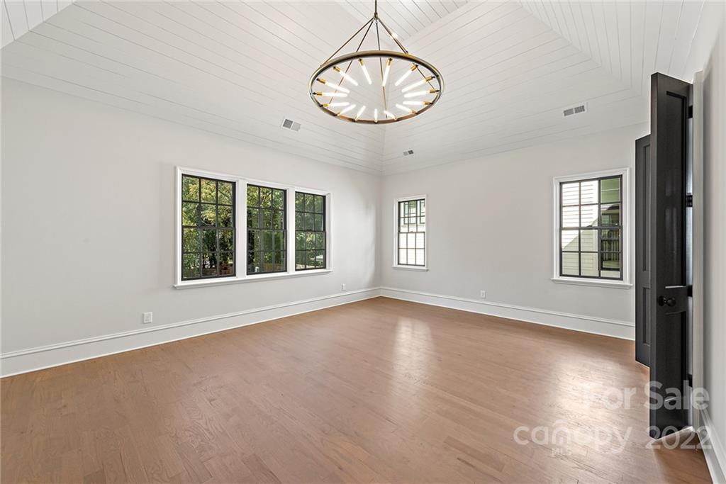 4204 Water Oak Road Charlotte, NC 28211 - Photo 24 of 48 Gallery Image 24