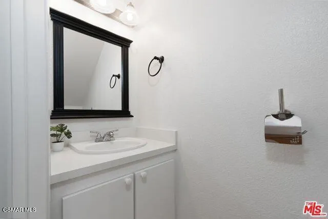 $528,000 | 355 North Maple Street, Unit 242, Burbank, CA 91505