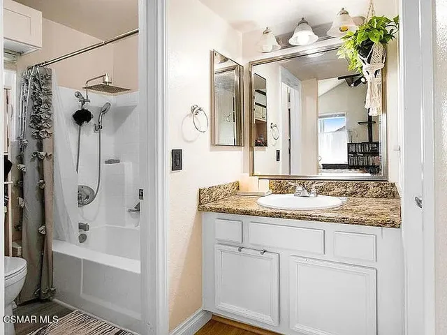 $528,000 | 355 North Maple Street, Unit 242, Burbank, CA 91505