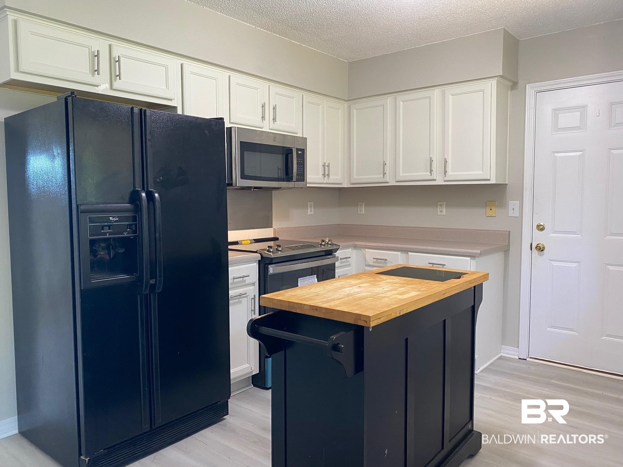13294 Labradors Run Foley, AL 36535 - Photo 4 of 18