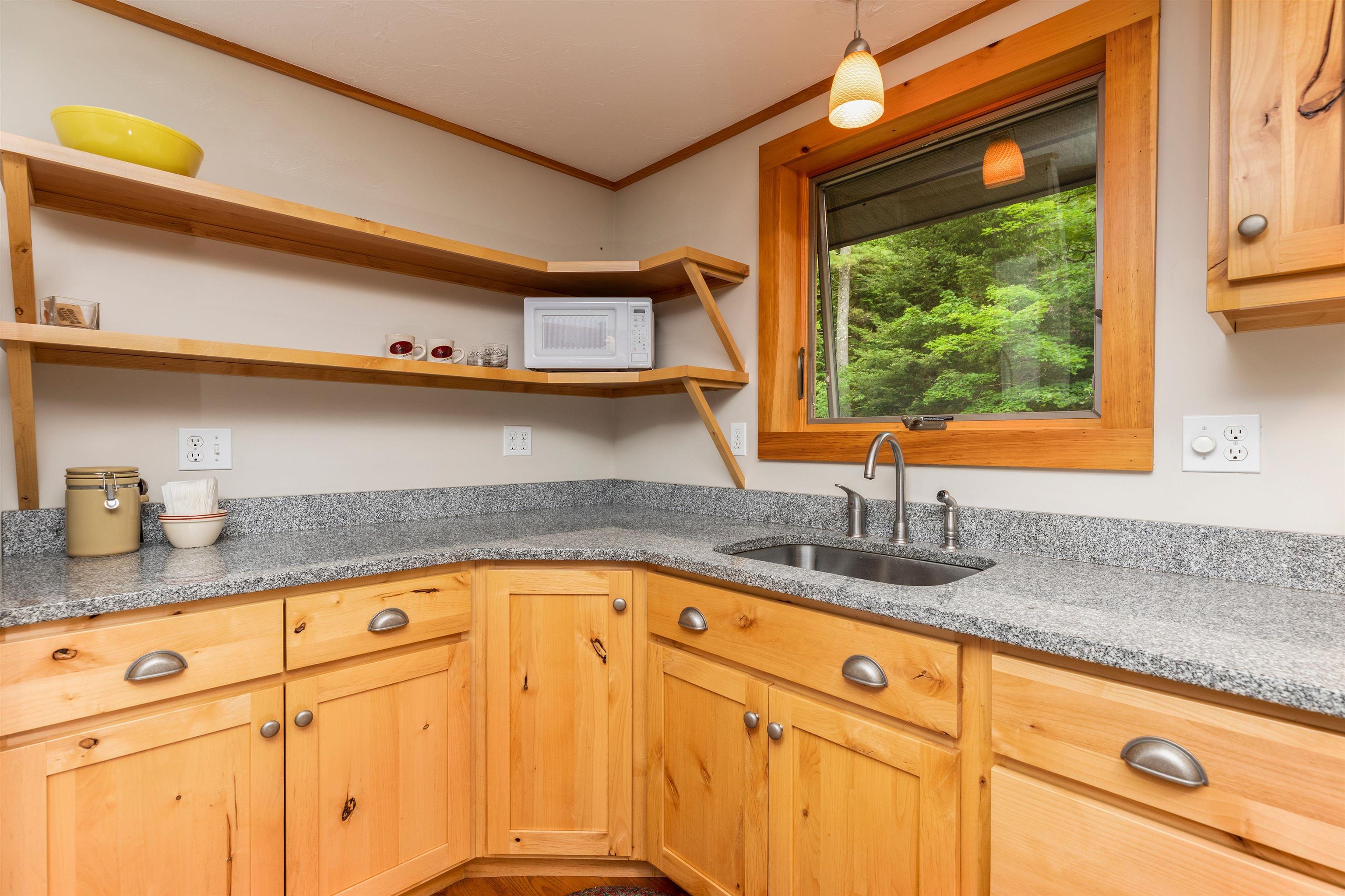 442 Archertown Road Orford, NH 03777 - Photo 4 of 17 Gallery Image 4