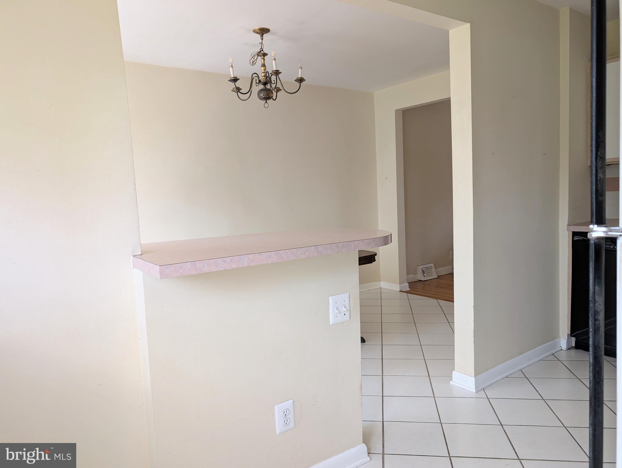 116 Botanic Court Upper Darby, PA 19082 - Photo 8 of 25 Gallery Image 8