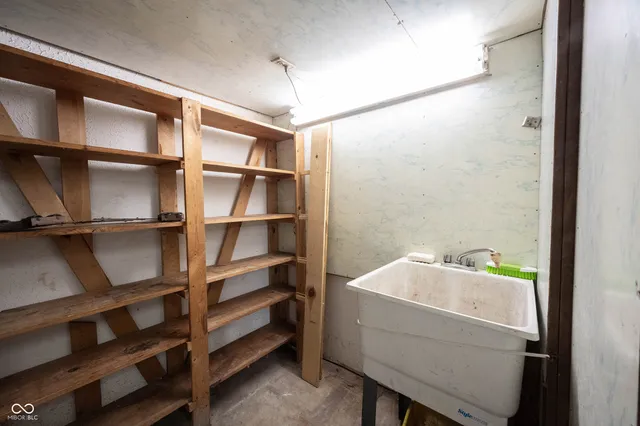 $259,900 | 4537 Whirlaway Drive, Indianapolis, IN 46237