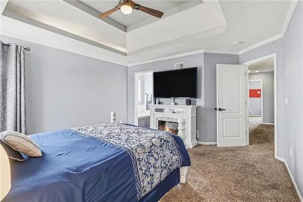 $350,000 | 709 Derby Street, Raymore, MO 64083