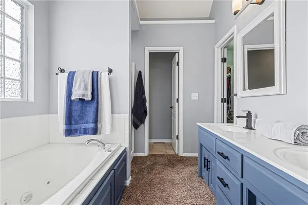 $350,000 | 709 Derby Street, Raymore, MO 64083