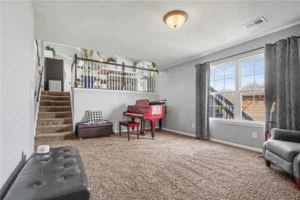 $350,000 | 709 Derby Street, Raymore, MO 64083