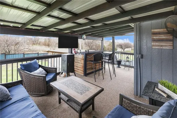 $350,000 | 709 Derby Street, Raymore, MO 64083