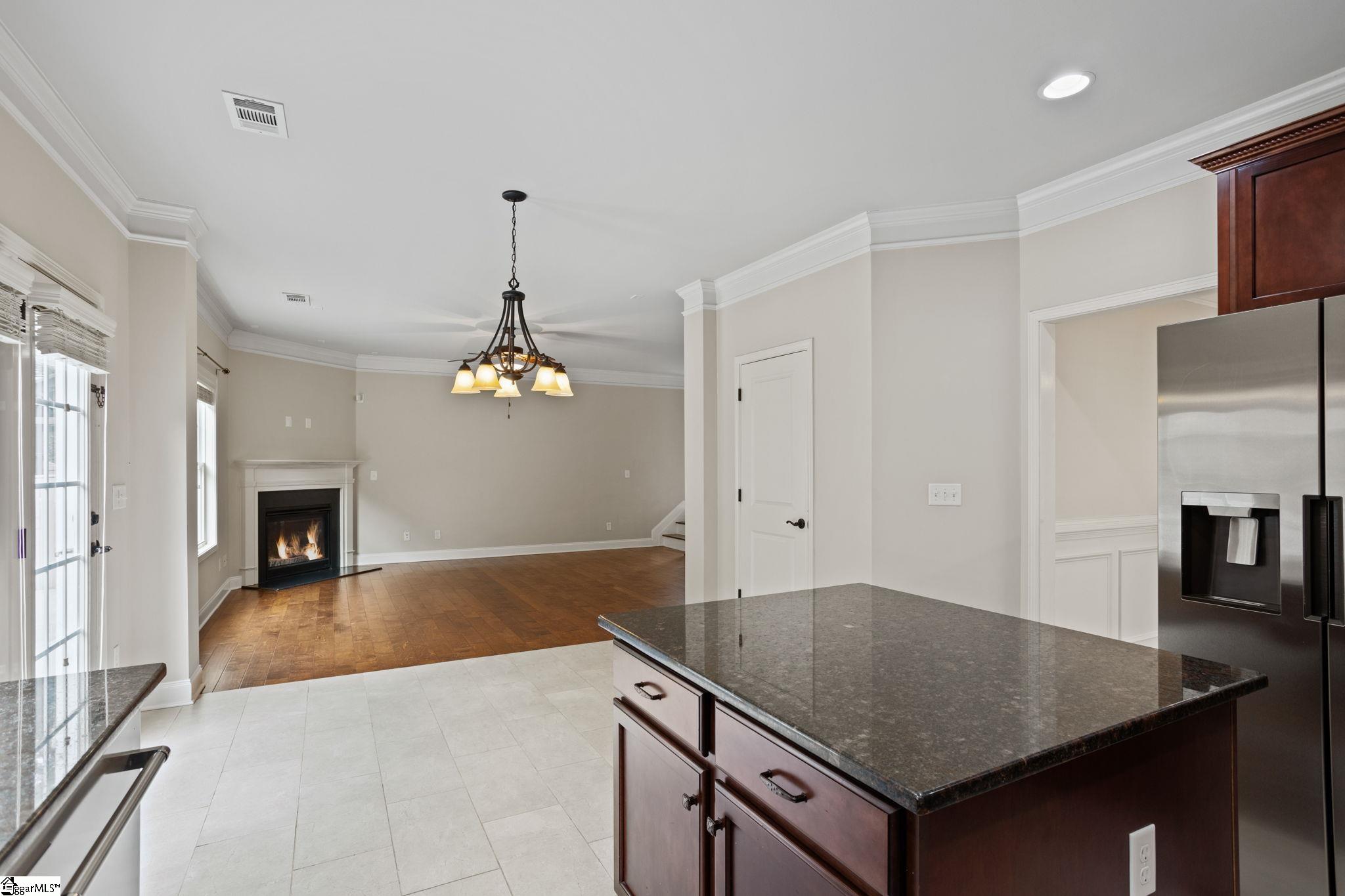245 Barbours Lane Greenville, SC 29607 - Photo 13 of 38
