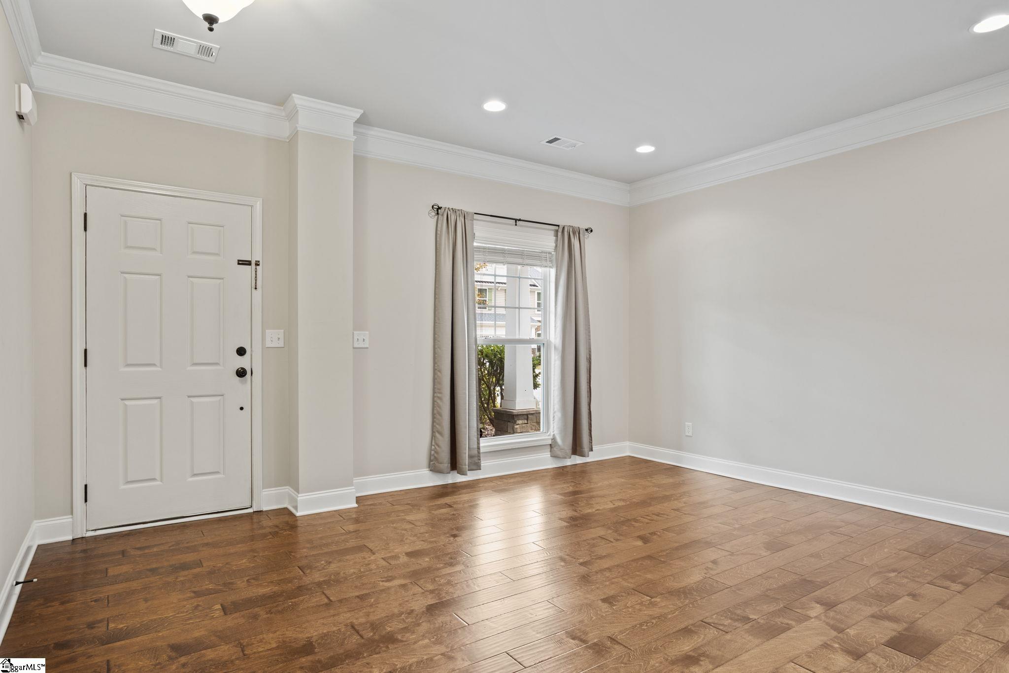 245 Barbours Lane Greenville, SC 29607 - Photo 19 of 38
