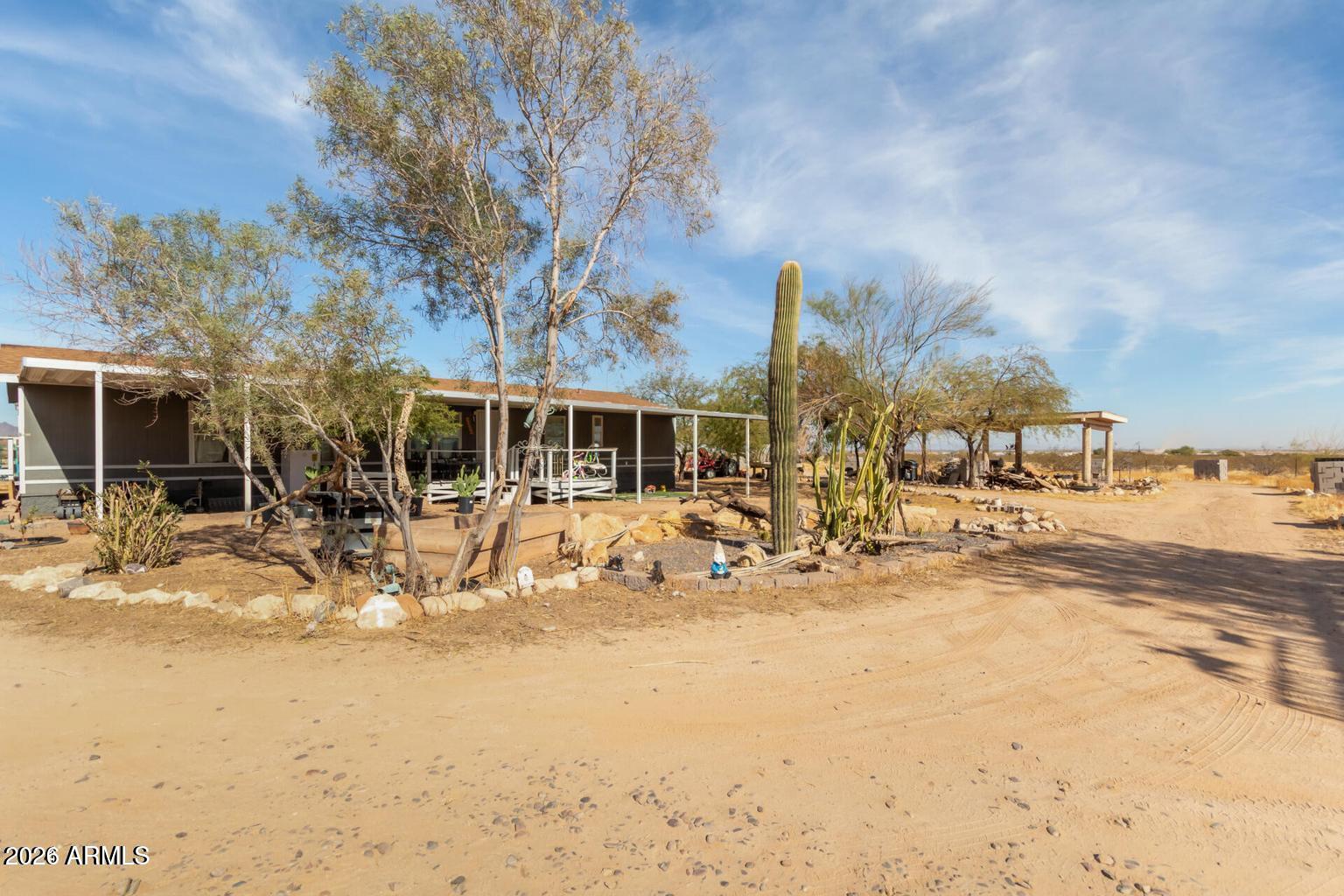 54702 West Farrell Road Maricopa, AZ 85139 - Photo 4 of 37