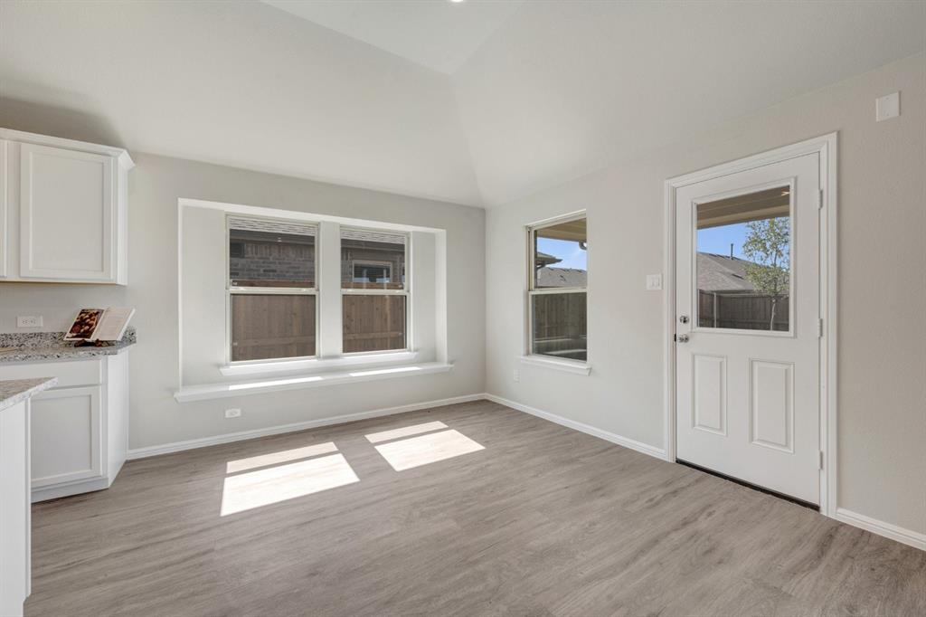 14212 Zealand Drive Pilot Point, TX 76258 - Photo 18 of 35 Gallery Image 18