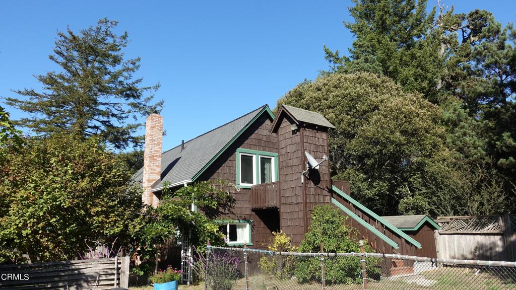 31421 State Highway 20 Fort Bragg, CA 95437 - Photo 21 of 28 a house view with a outdoor space