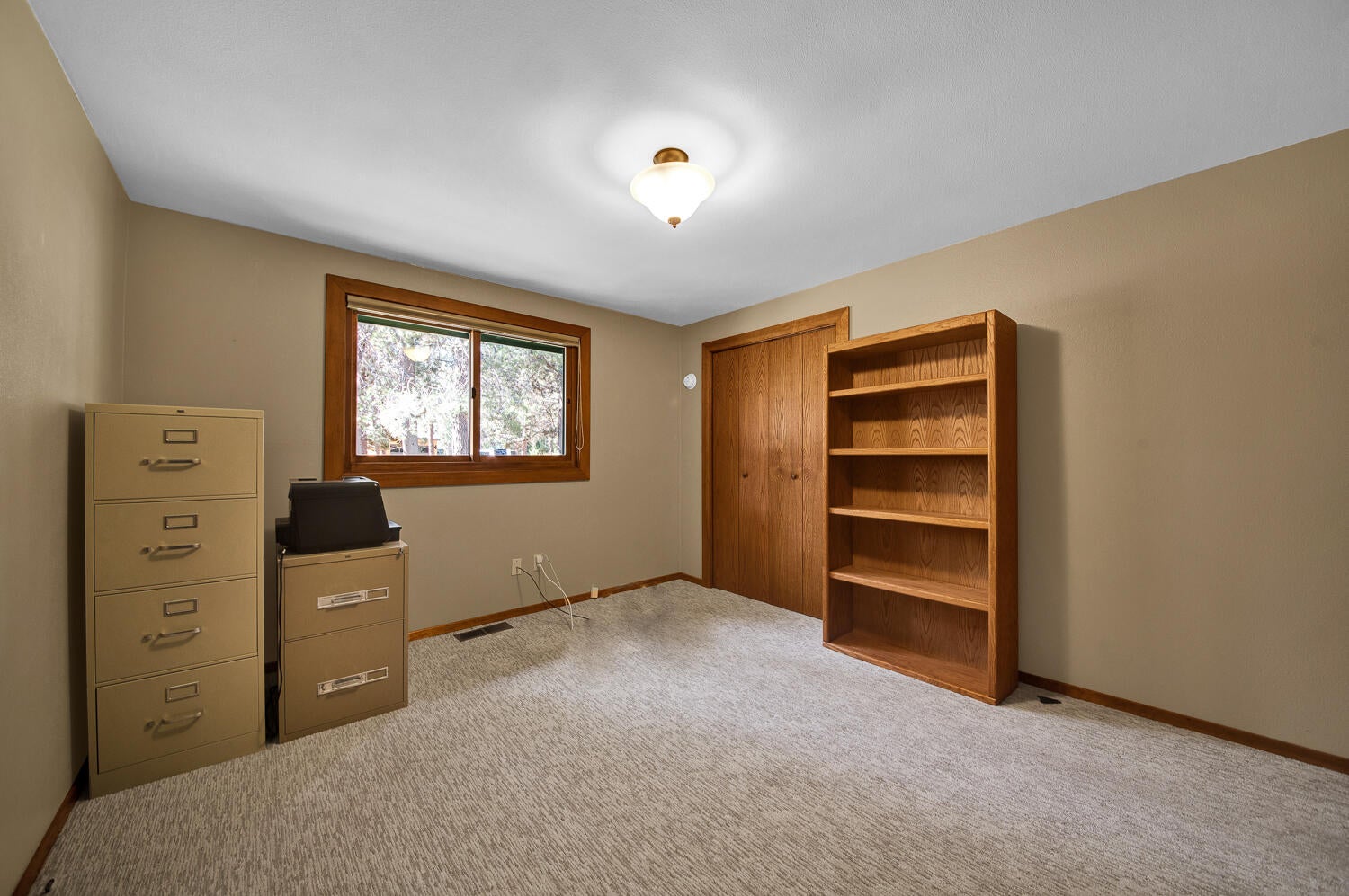 3926 Northwest Lower Village Road Bend, OR 97703 - Photo 18 of 30 18