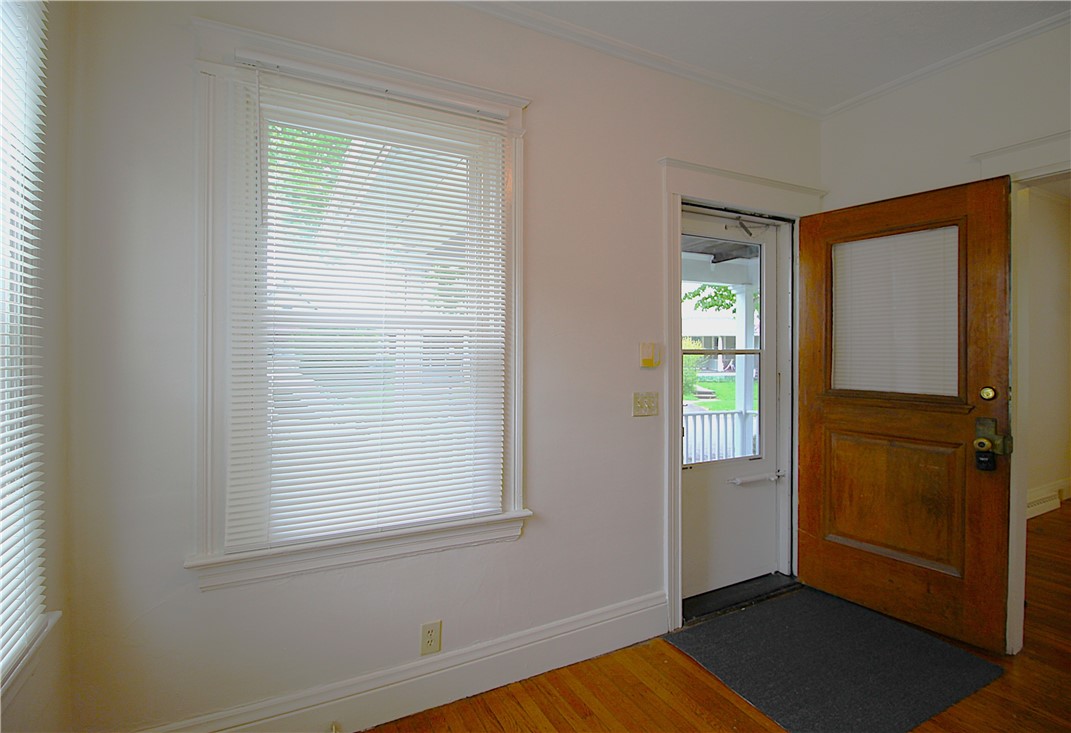 125 Field Street Rochester, NY 14620 - Photo 3 of 28