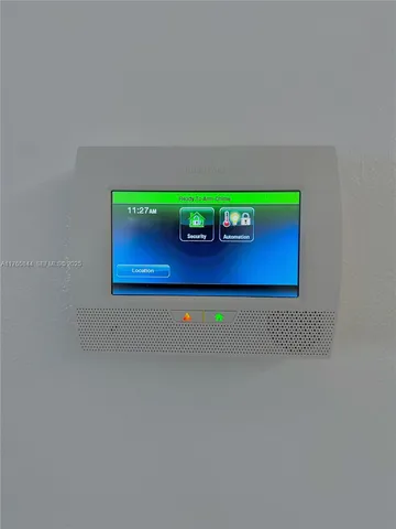 a close view of a washer and dryer