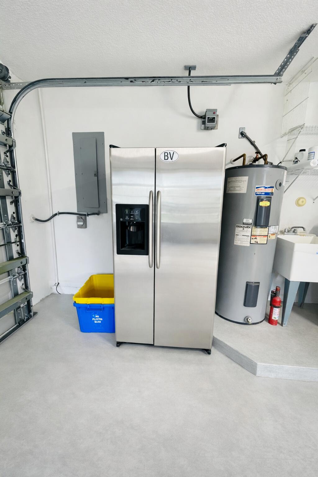 13218 86th Road North West Palm Beach, FL 33412 - Photo 35 of 40 a utility room with dryer and washer