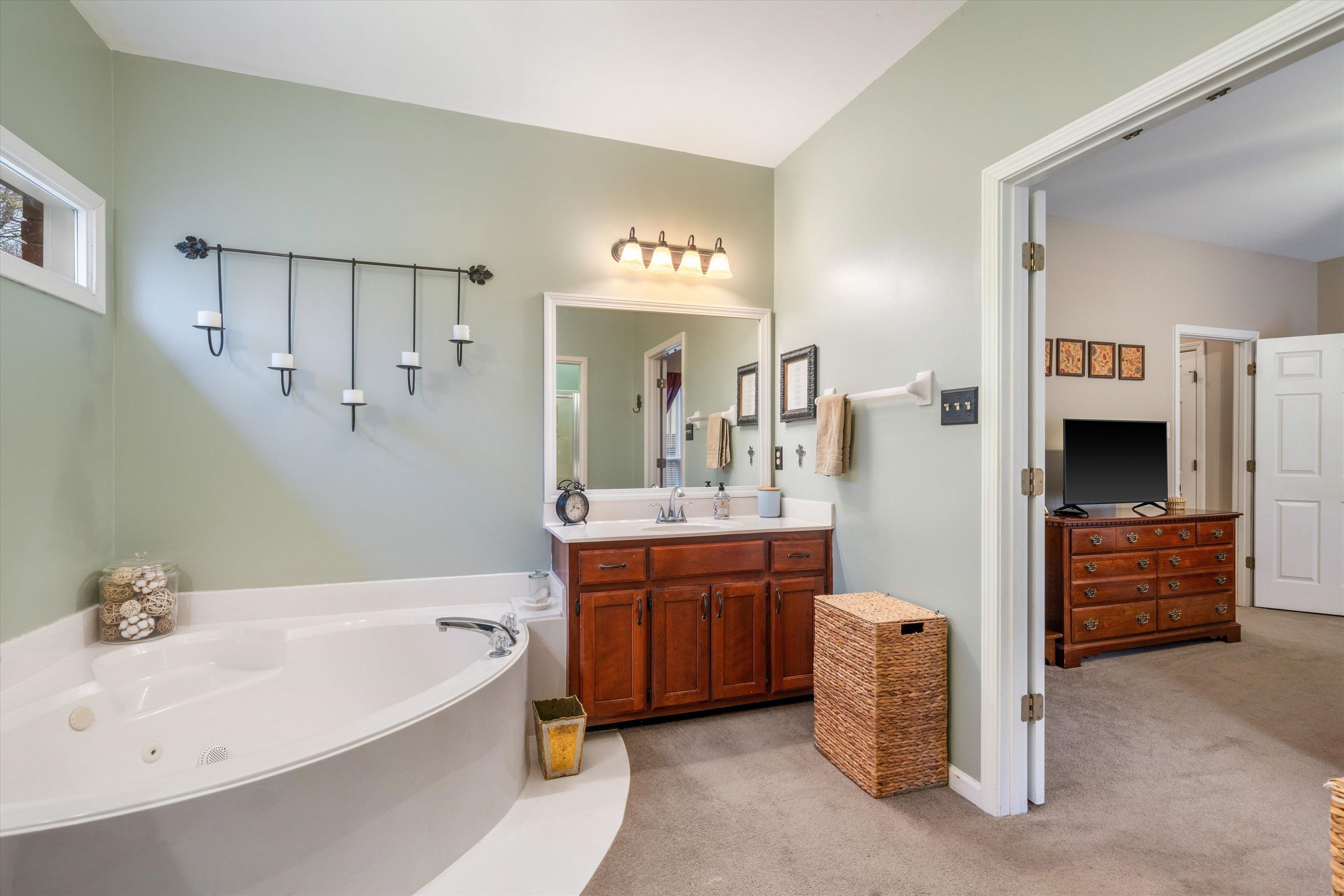 1133 Macon Ridge Drive Collierville, TN 38017 - Photo 16 of 32 Gallery Image 16