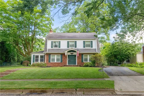 $279,900 | 1827 Coventry Road Northeast, Massillon, OH 44646
