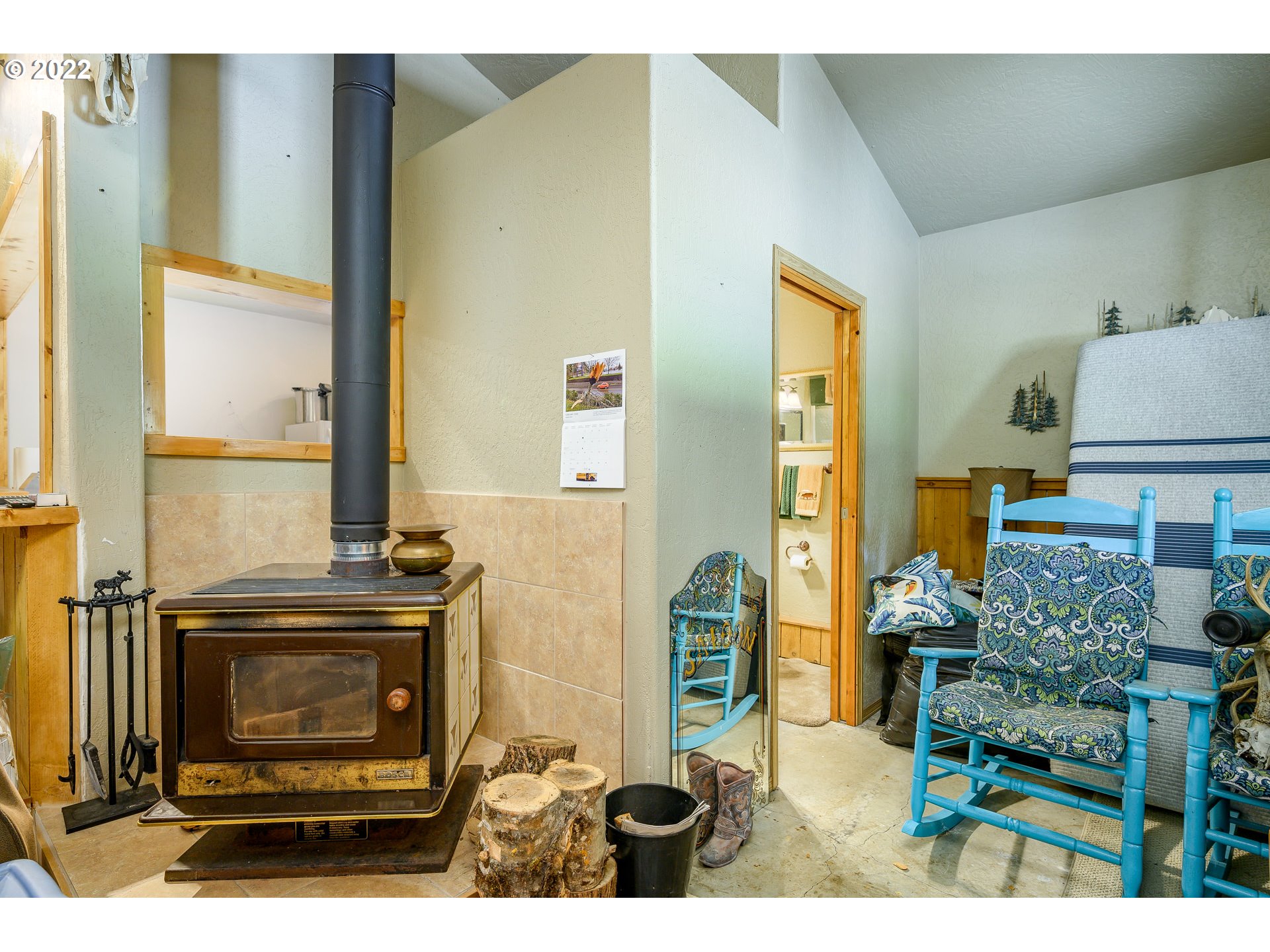 45020 Southwest Hebo Road Grand Ronde, OR 97347 - Photo 20 of 32 Additional Dwelling Unit