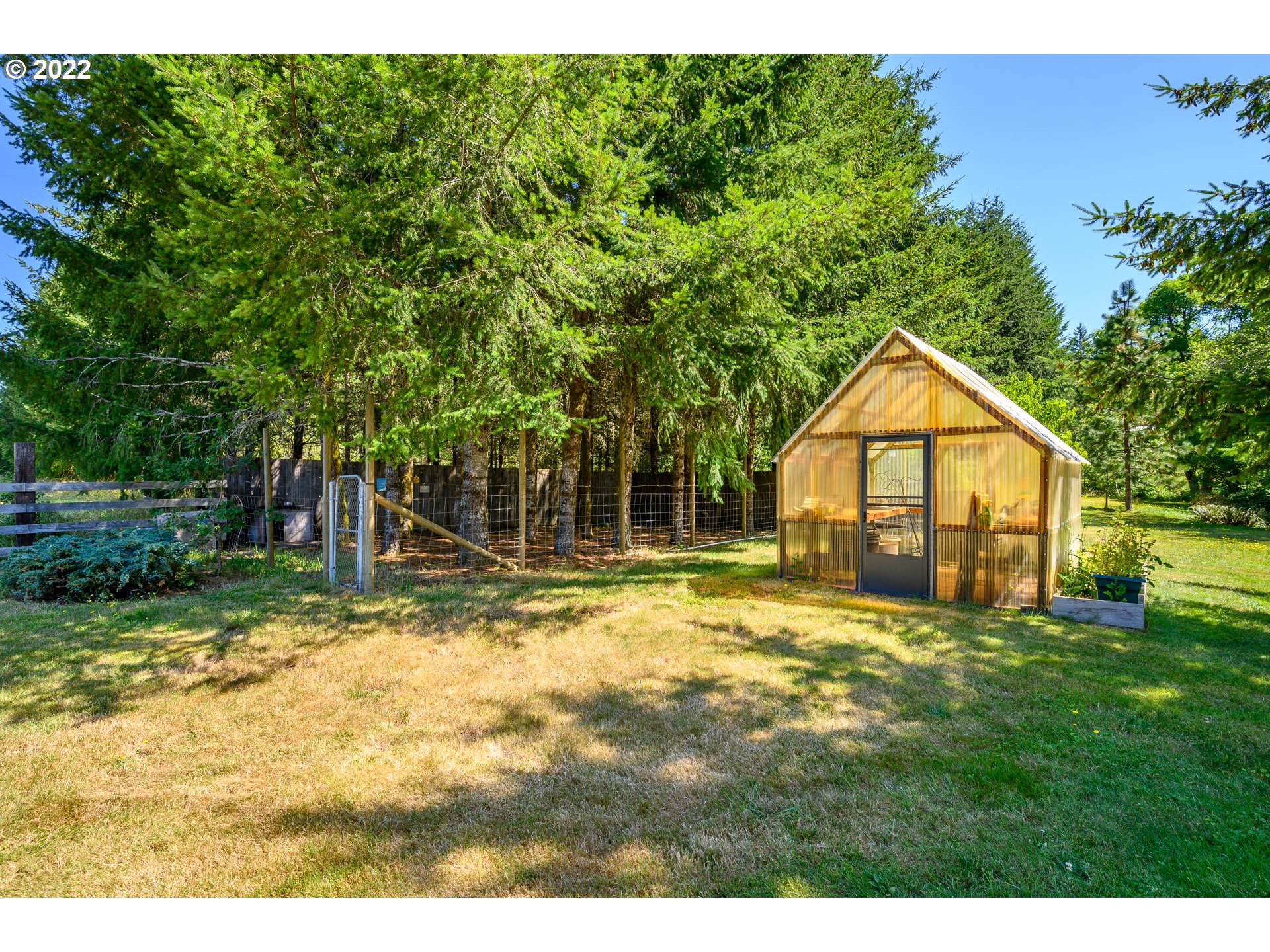 45020 Southwest Hebo Road Grand Ronde, OR 97347 - Photo 28 of 32 Greenhouse