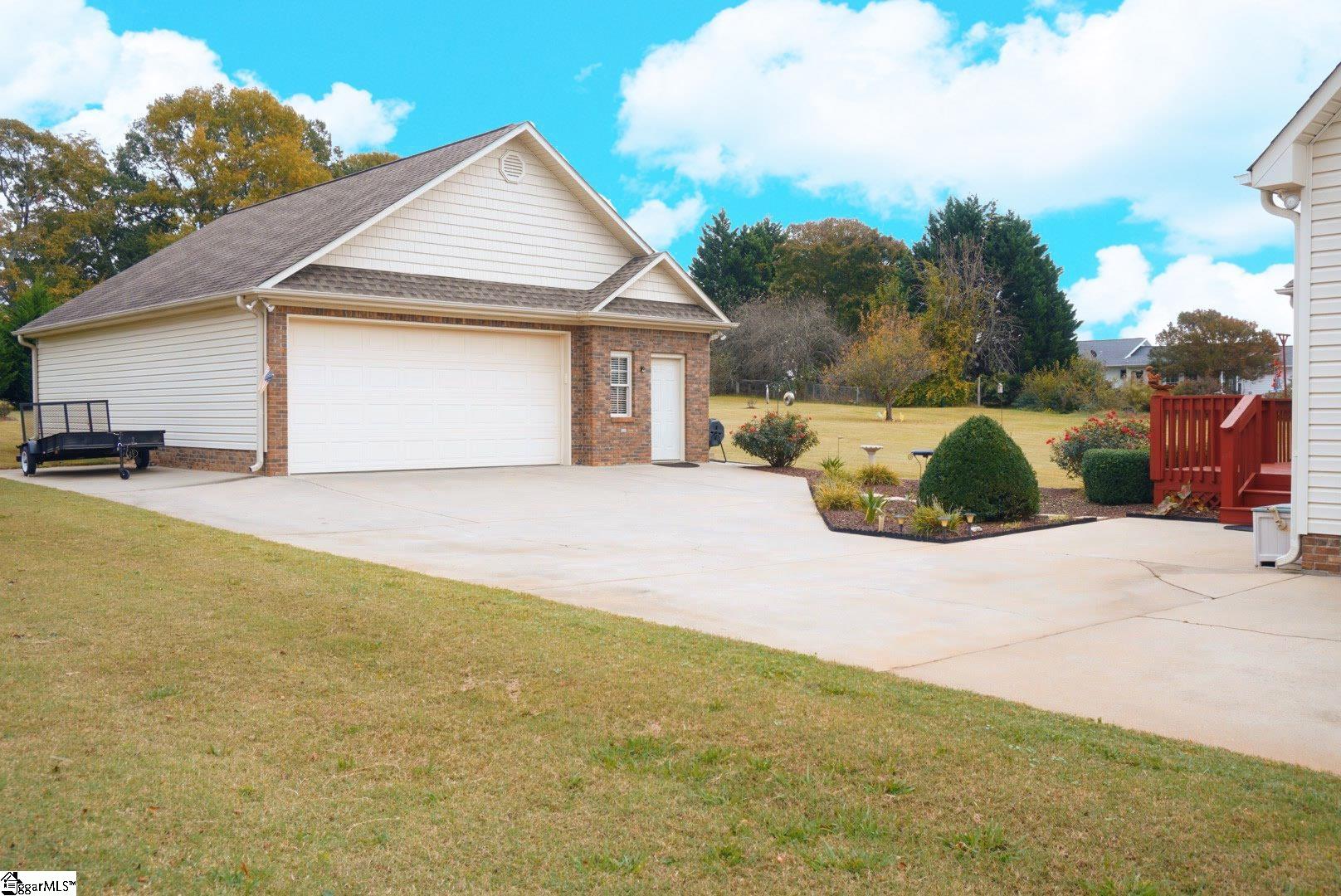 118 Olin Drive Inman, SC 29349 - Photo 4 of 25