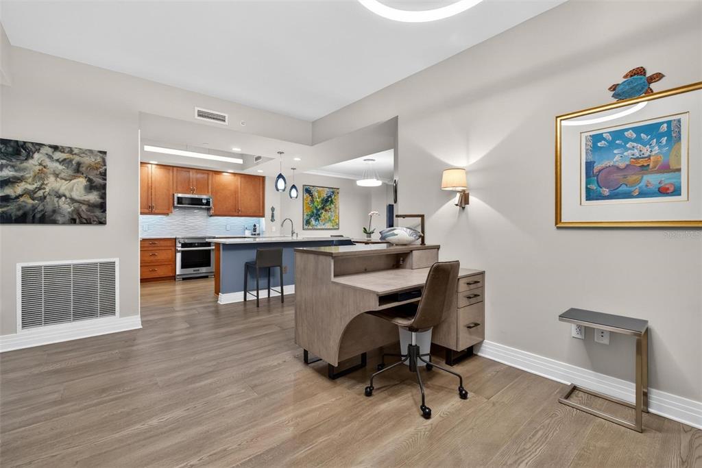 1325 Snell Isle Boulevard Northeast, Unit 302 St. Petersburg, FL 33704 - Photo 16 of 62