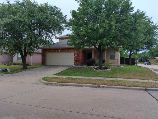 $2,395 | 1133 Mockingbird Drive, Aubrey, TX 76227
