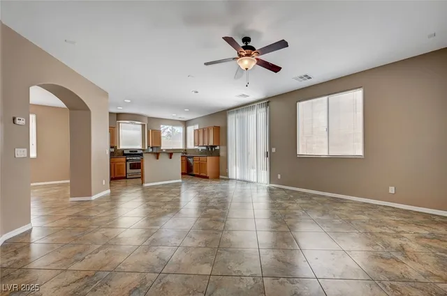 $2,395 | 569 Newberry Springs Drive, Las Vegas, NV 89148