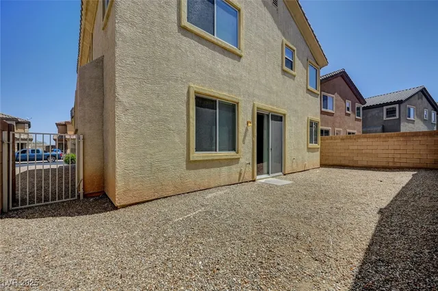 $2,395 | 569 Newberry Springs Drive, Las Vegas, NV 89148