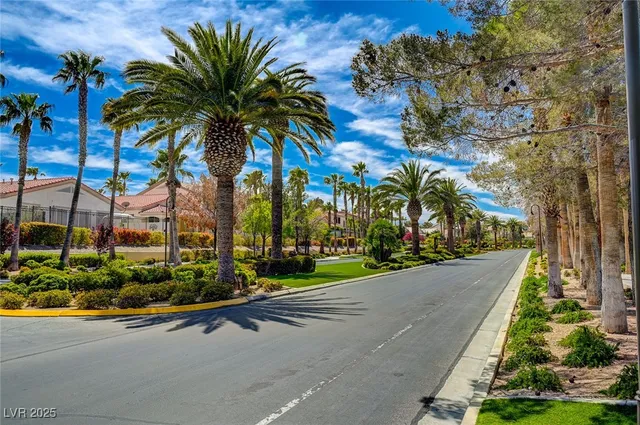 $2,395 | 569 Newberry Springs Drive, Las Vegas, NV 89148