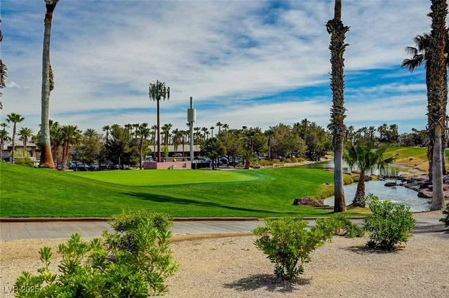 $2,395 | 569 Newberry Springs Drive, Las Vegas, NV 89148