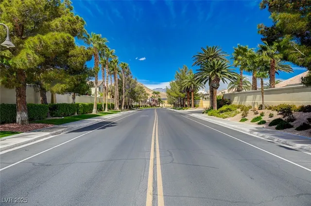 $2,395 | 569 Newberry Springs Drive, Las Vegas, NV 89148