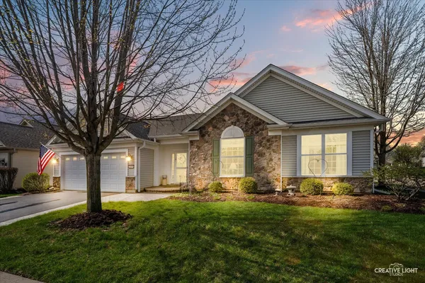 $550,000 | 2809 Stoney Creek Drive, Elgin, IL 60124