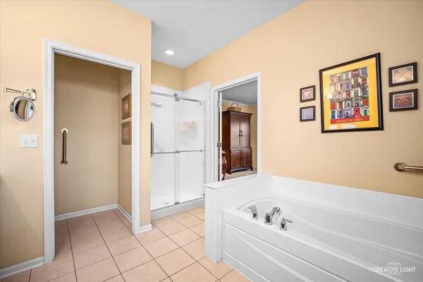 $550,000 | 2809 Stoney Creek Drive, Elgin, IL 60124