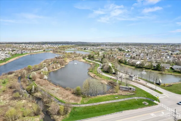 $550,000 | 2809 Stoney Creek Drive, Elgin, IL 60124